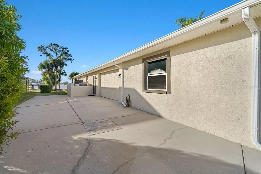 2660 Sunset Drive New Smyrna Beach FL 32168
