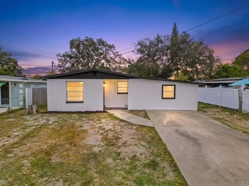 6606 W Chelsea Street Tampa FL 33634
