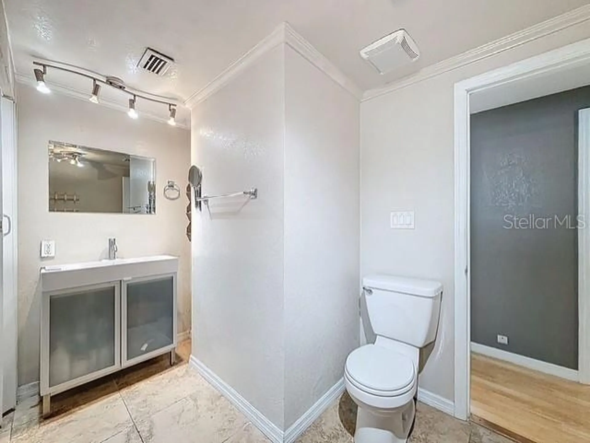 6606 W Chelsea Street Tampa FL 33634