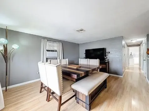 6606 W Chelsea Street Tampa FL 33634