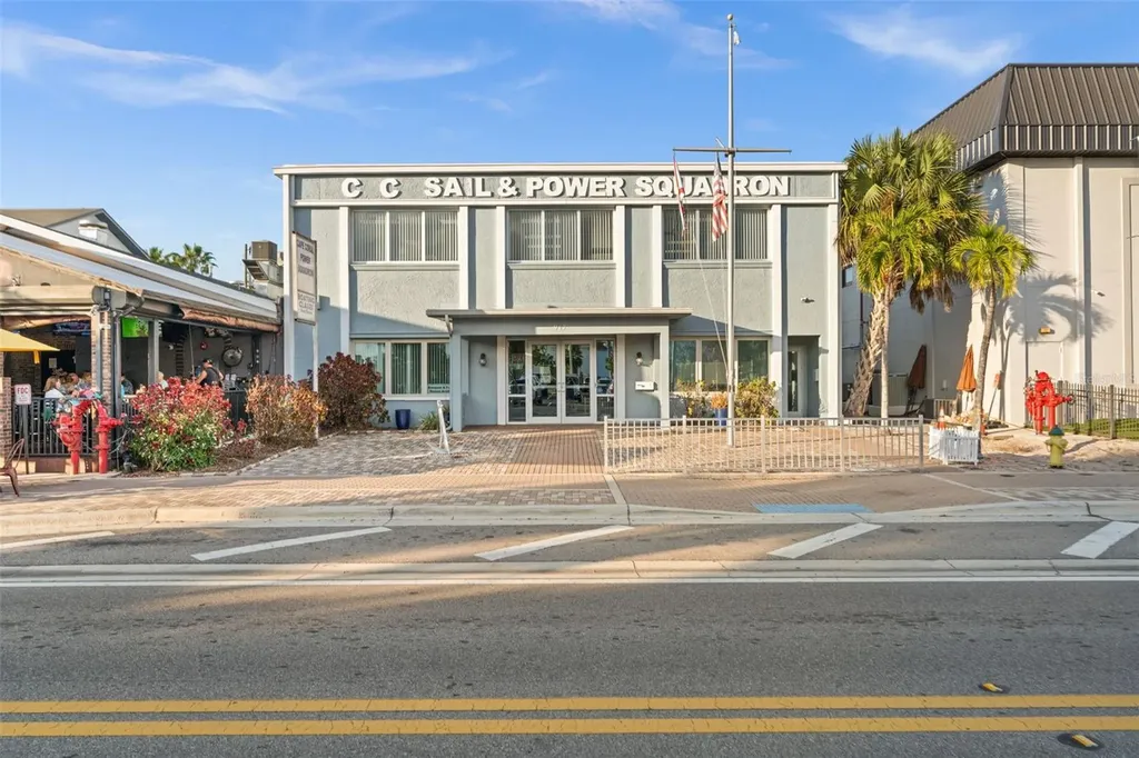 917 SE 47th Terrace Cape Coral FL 33904