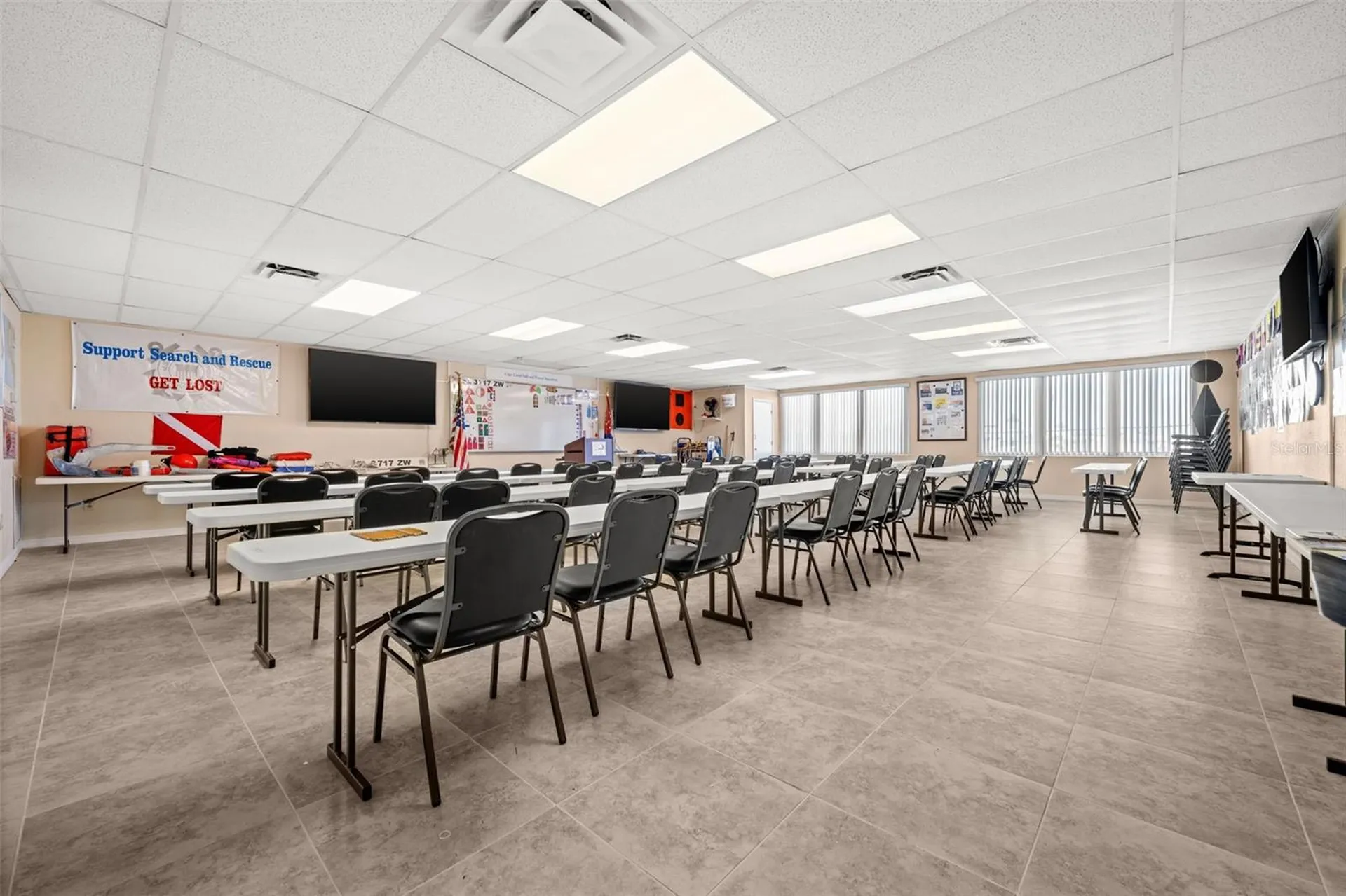 917 SE 47th Terrace Cape Coral FL 33904