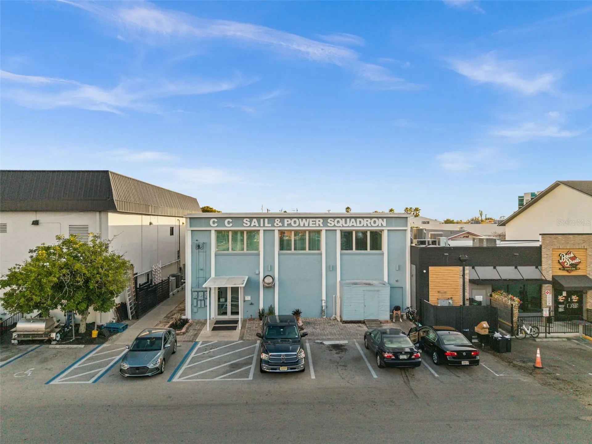 917 SE 47th Terrace Cape Coral FL 33904