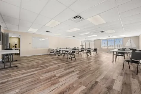 917 SE 47th Terrace Cape Coral FL 33904