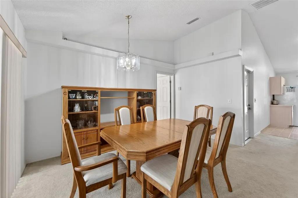 512 Atwood Avenue N St Petersburg FL 33702