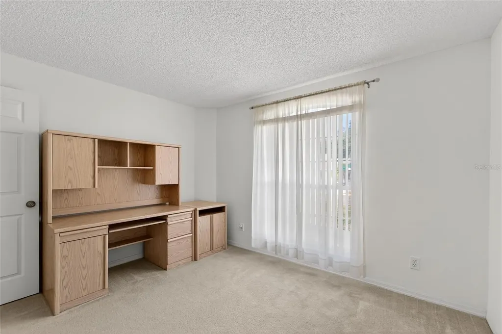 512 Atwood Avenue N St Petersburg FL 33702