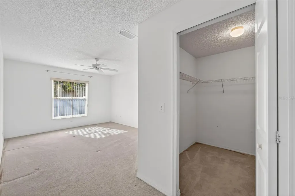 512 Atwood Avenue N St Petersburg FL 33702