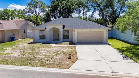512 Atwood Avenue N St Petersburg FL 33702