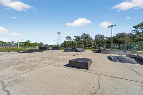 512 Atwood Avenue N St Petersburg FL 33702