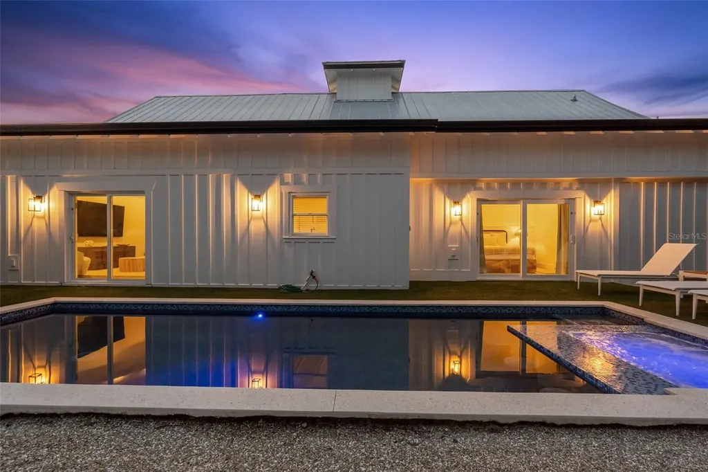 305 73rd Street Holmes Beach FL 34217