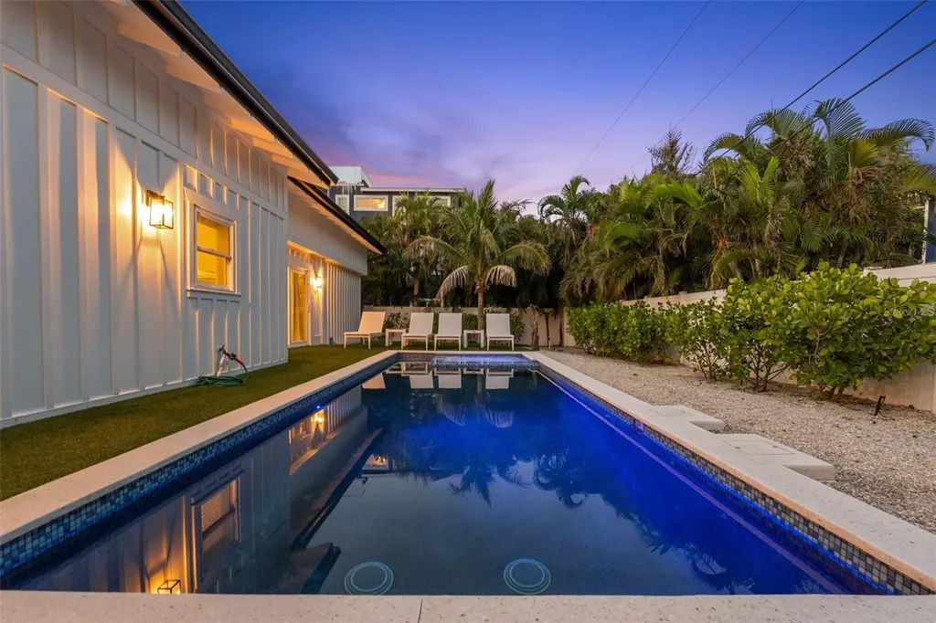 305 73rd Street Holmes Beach FL 34217