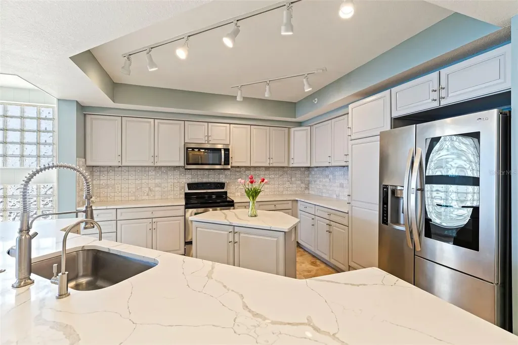 1350 Gulf Boulevard Clearwater Beach FL 33767