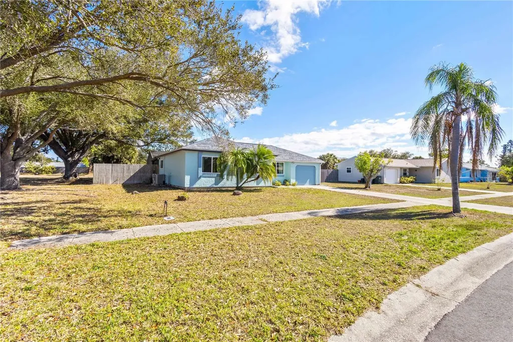 6057 Myrtlewood Road North Port FL 34287