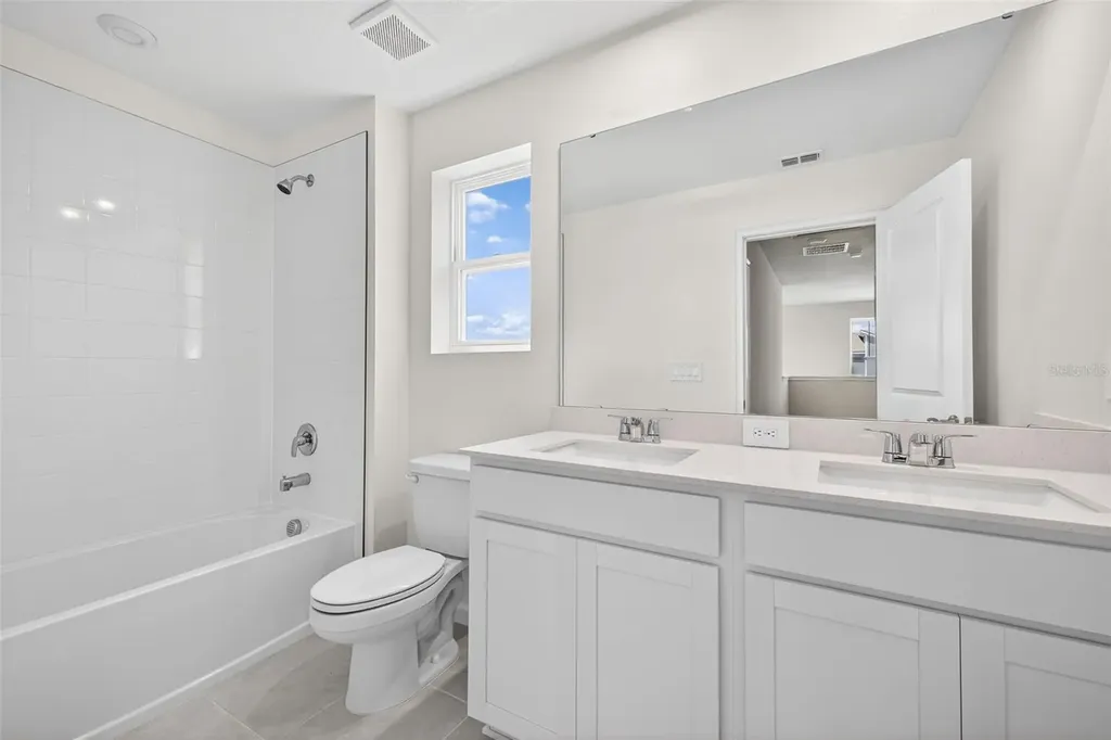 1828 Soaring Vida Street Palmetto FL 34221