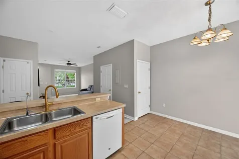11622 Declaration Drive Tampa FL 33635