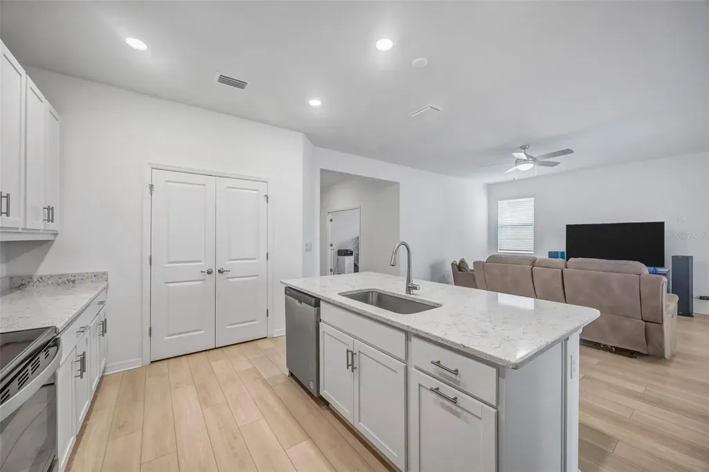7882 Lennox Loop Wesley Chapel FL 33544
