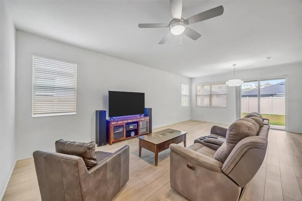 7882 Lennox Loop Wesley Chapel FL 33544