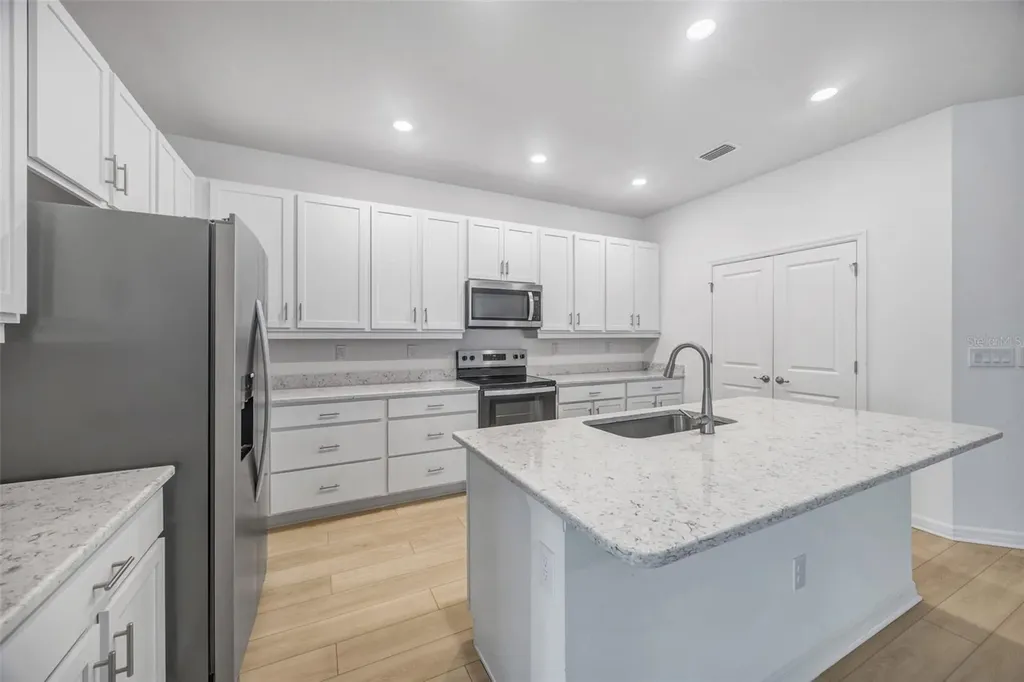 7882 Lennox Loop Wesley Chapel FL 33544