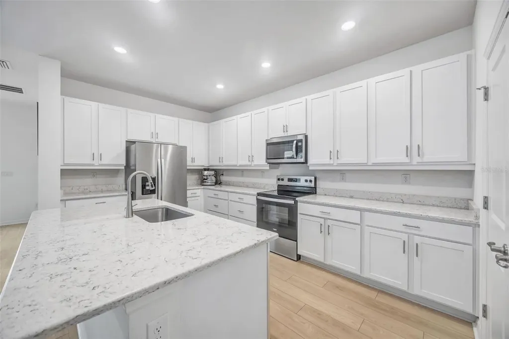 7882 Lennox Loop Wesley Chapel FL 33544