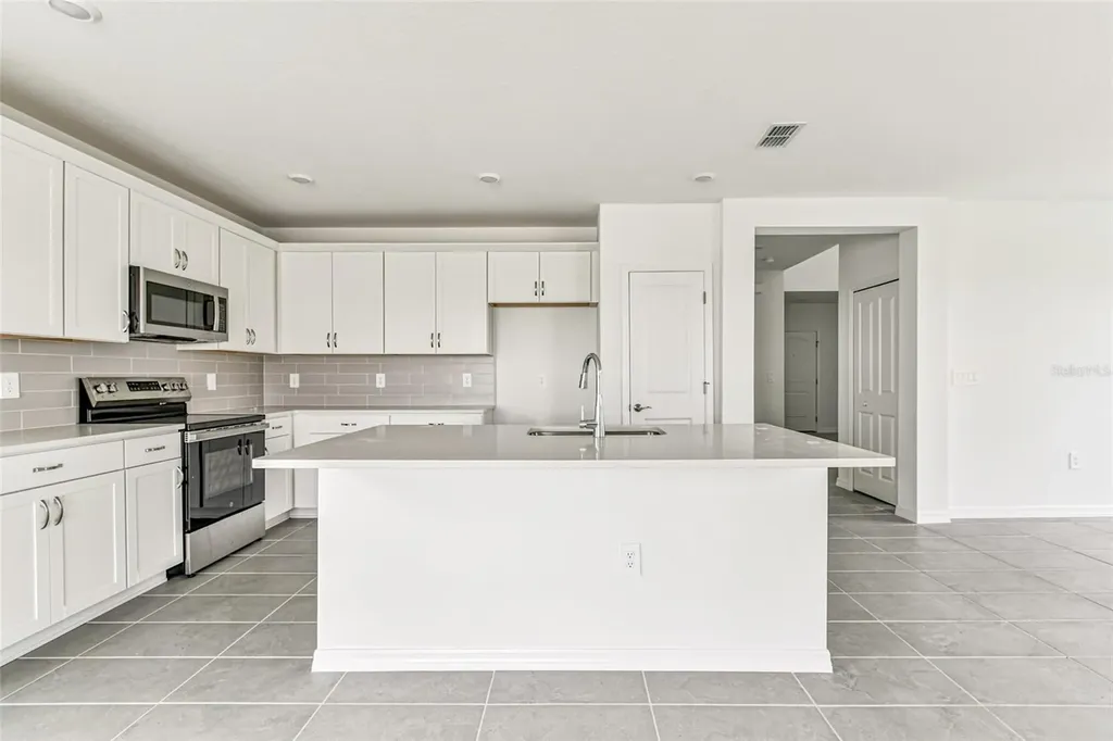 9106 Optimist Way Palmetto FL 34221