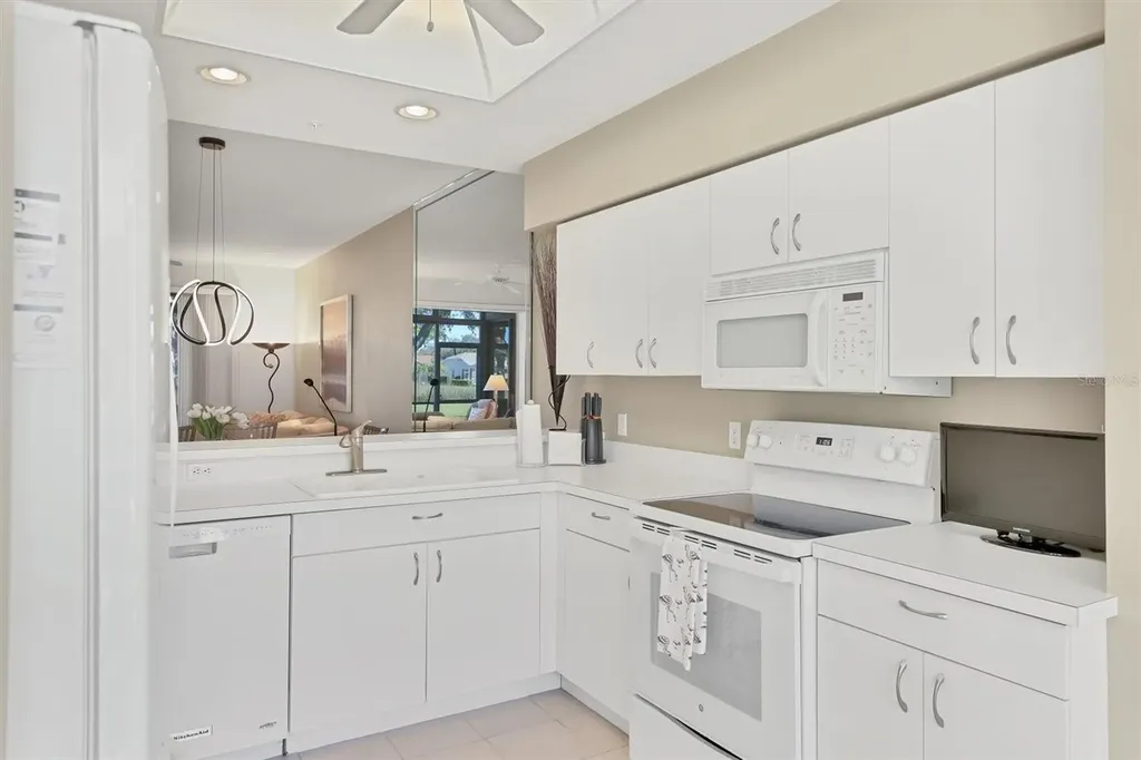 9470 High Gate Drive Sarasota FL 34238