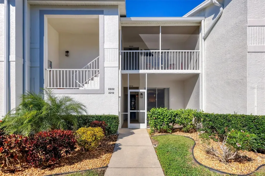 9470 High Gate Drive Sarasota FL 34238