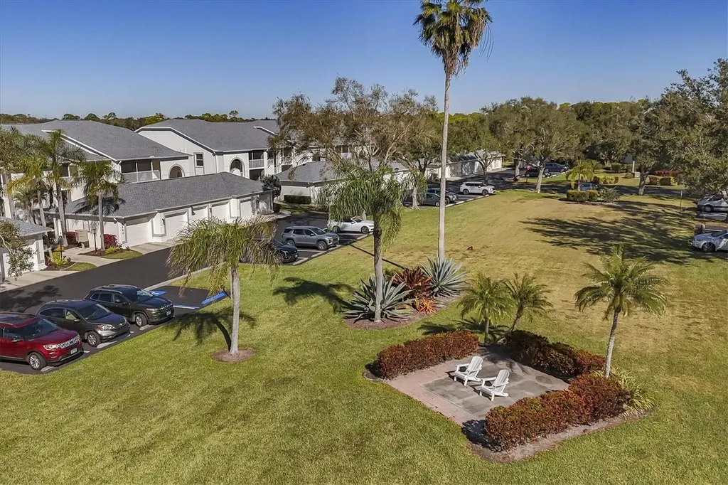 9470 High Gate Drive Sarasota FL 34238