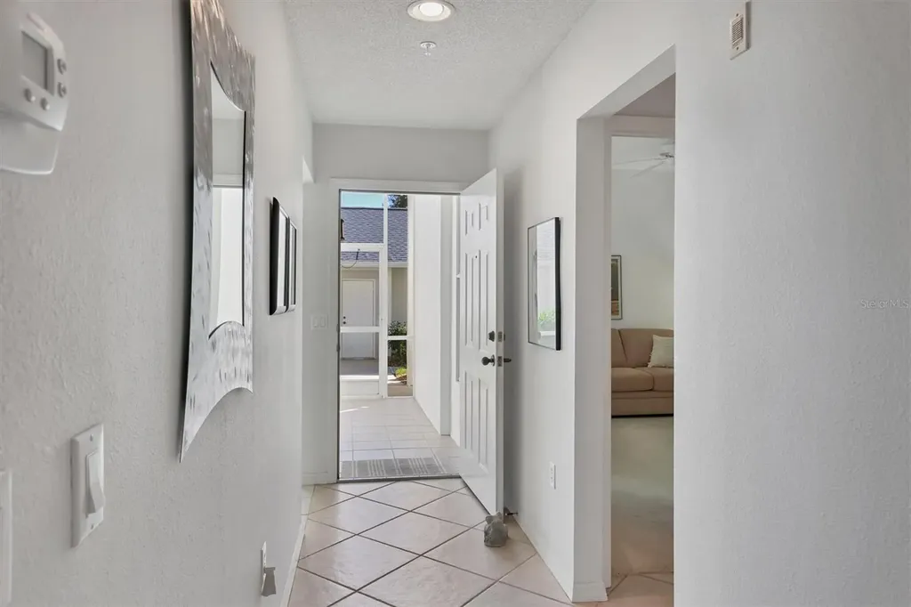 9470 High Gate Drive Sarasota FL 34238