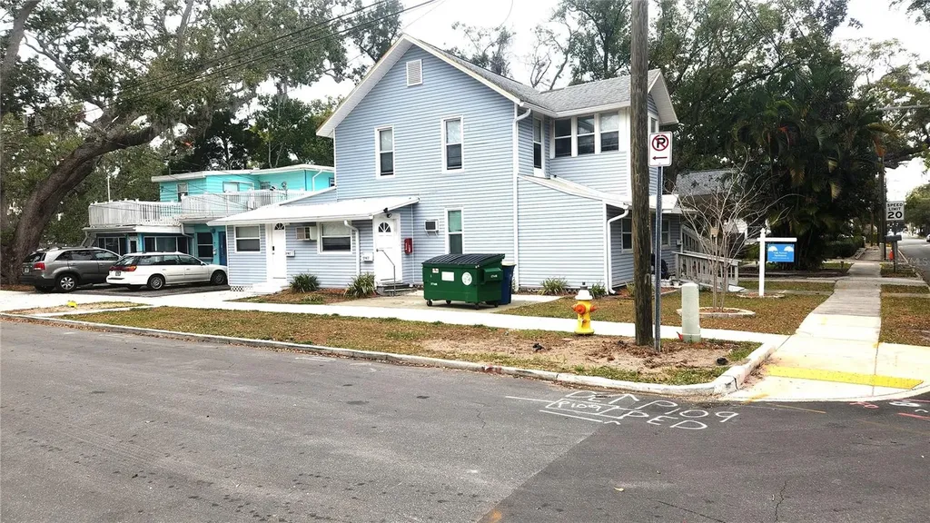 614 Oak Avenue Clearwater FL 33756