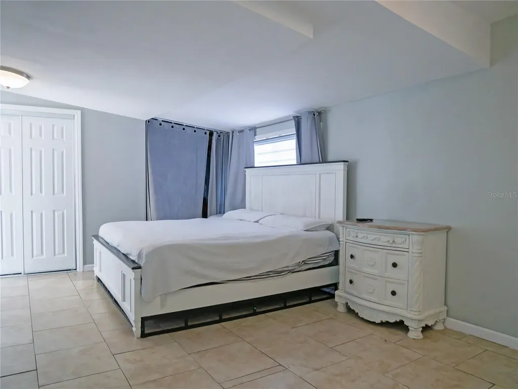 10715 64th Avenue Seminole FL 33772