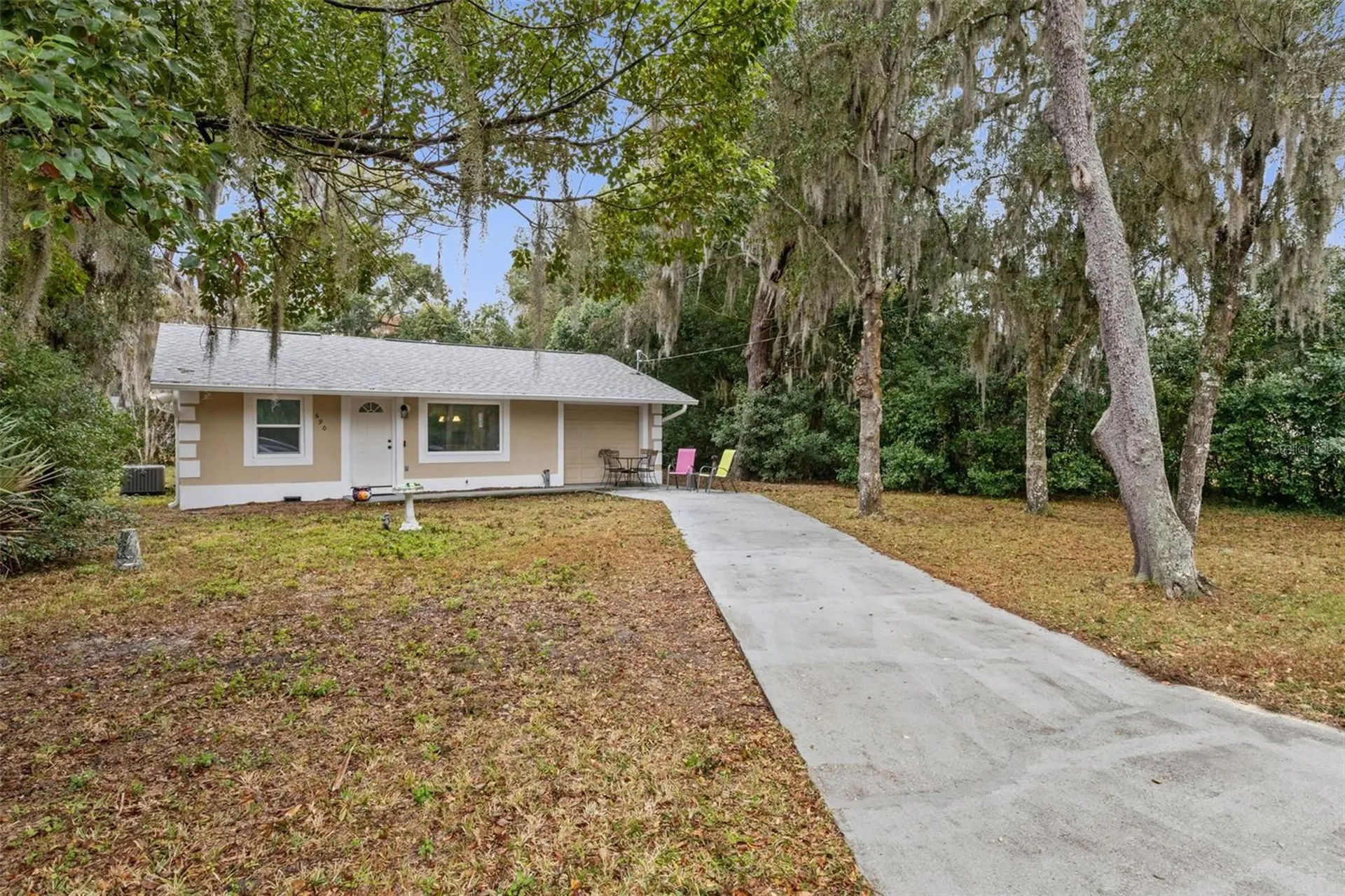 690 E Jackson Avenue Mount Dora FL 32757