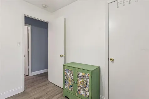 690 E Jackson Avenue Mount Dora FL 32757