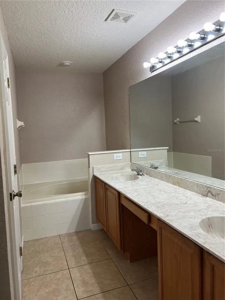 1316 Falling Star Lane Orlando FL 32828