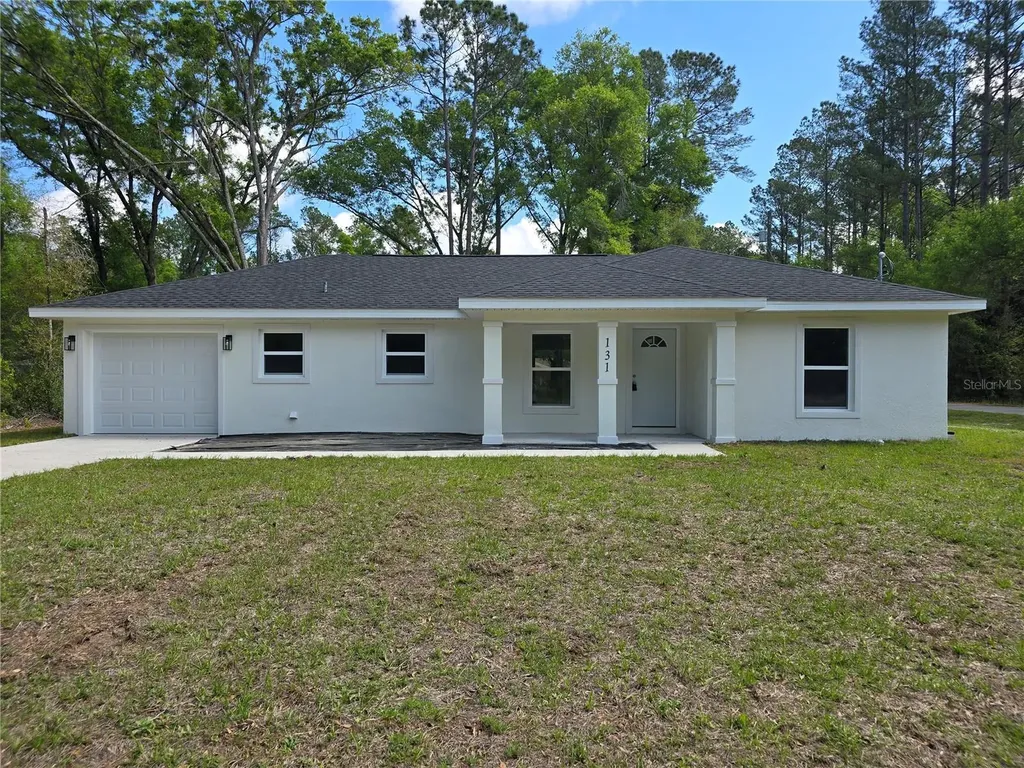 131 Fisher Road Ocklawaha FL 32179