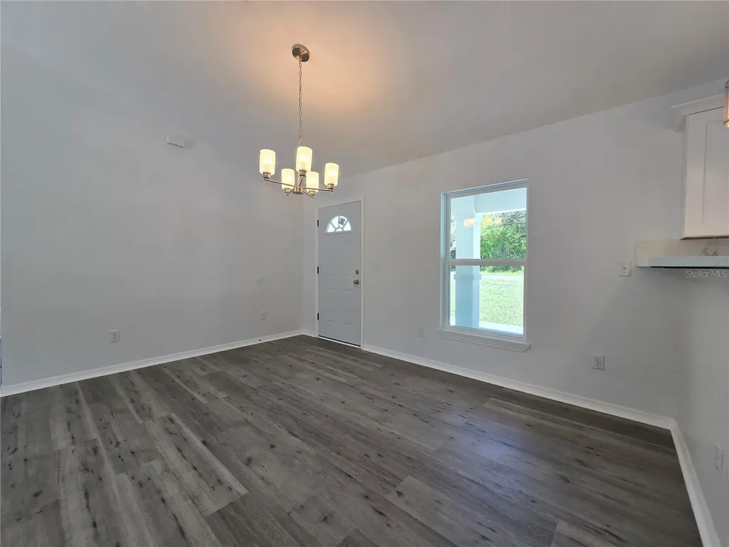131 Fisher Road Ocklawaha FL 32179