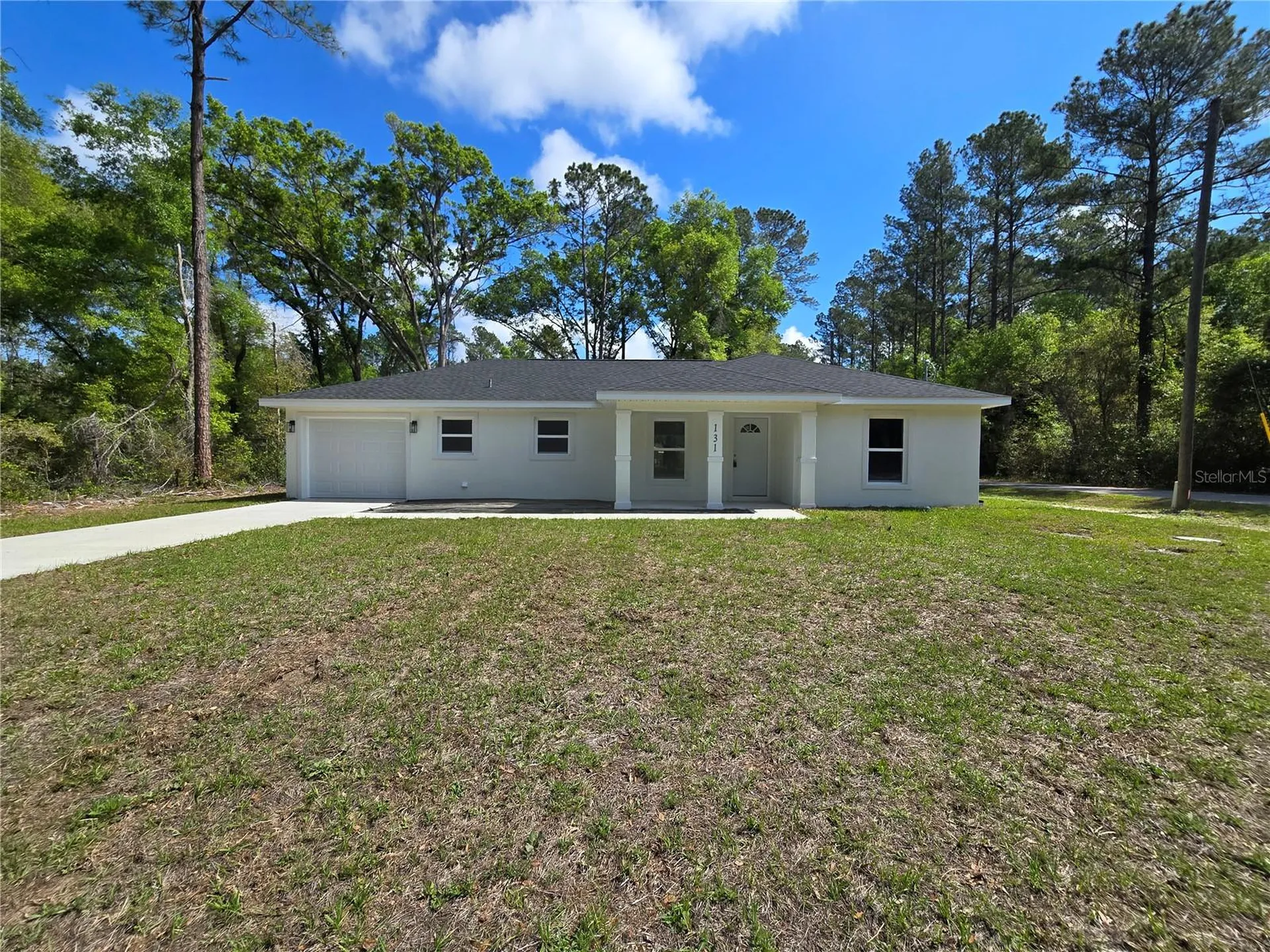 131 Fisher Road Ocklawaha FL 32179