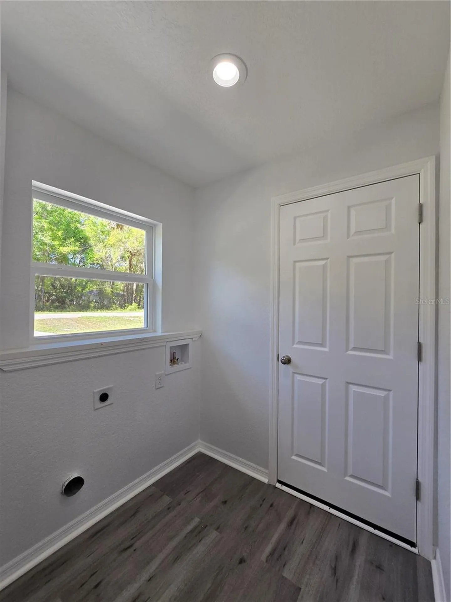 131 Fisher Road Ocklawaha FL 32179