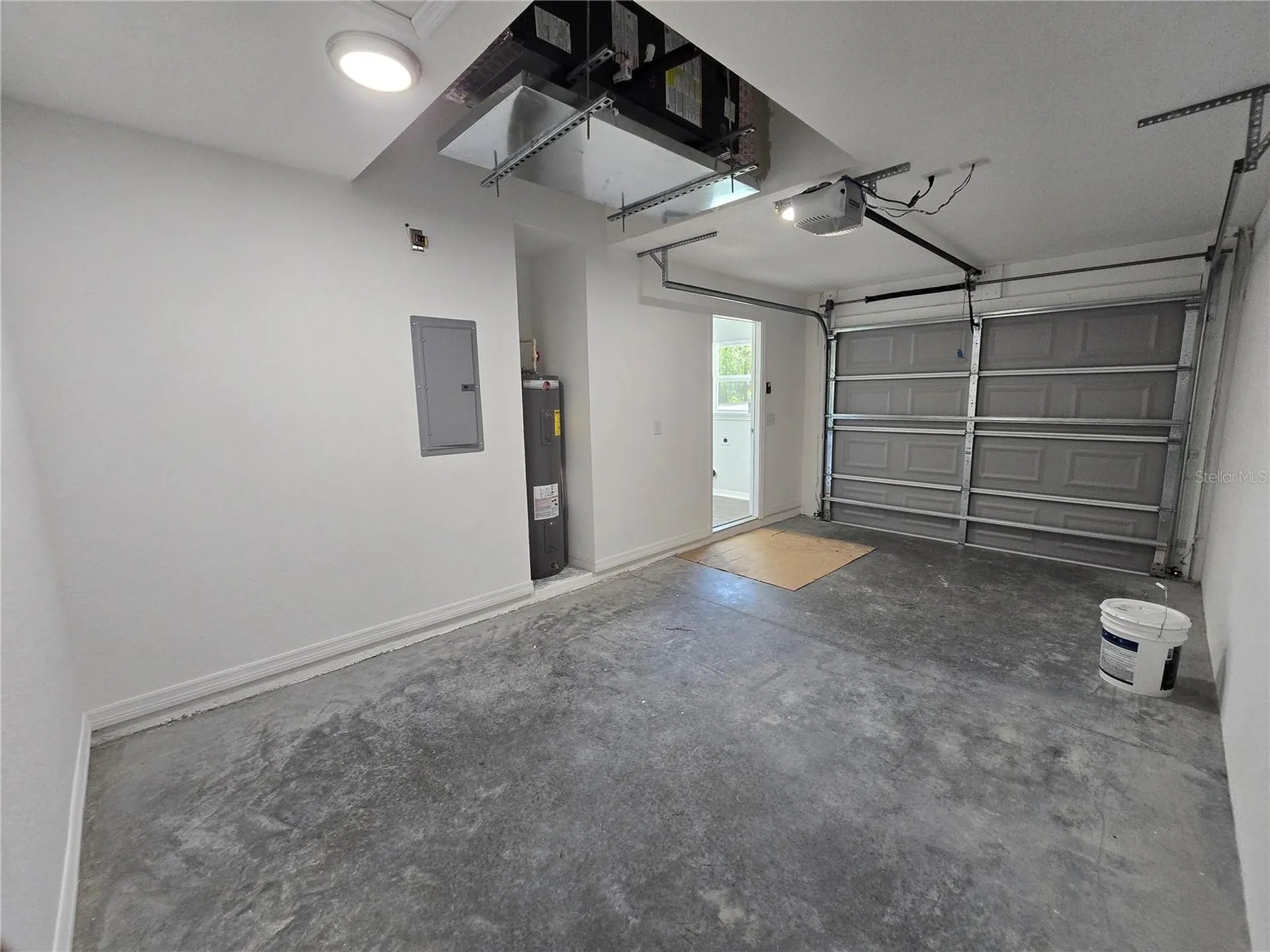 131 Fisher Road Ocklawaha FL 32179
