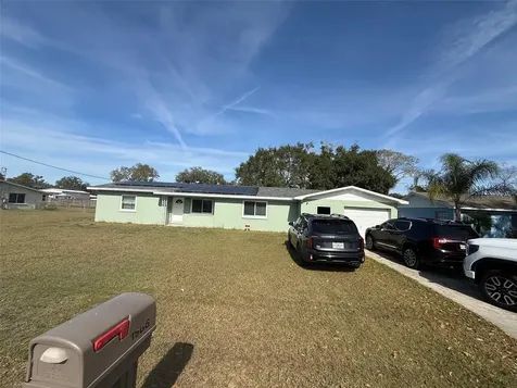 1806 E Linda Street Plant City FL 33563