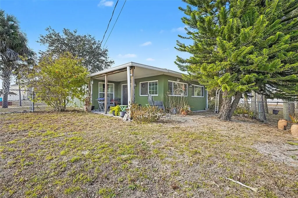 598 Gantry Street SW Palm Bay FL 32908