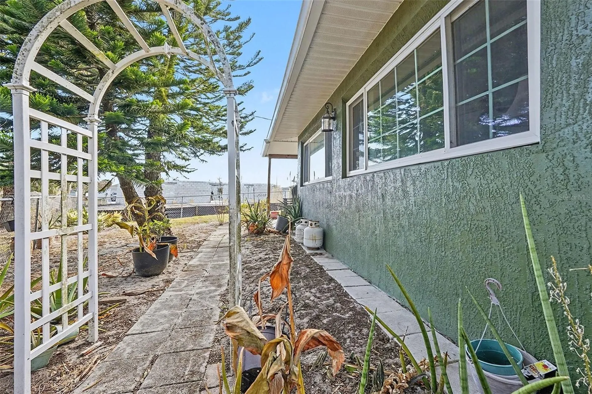 598 Gantry Street SW Palm Bay FL 32908