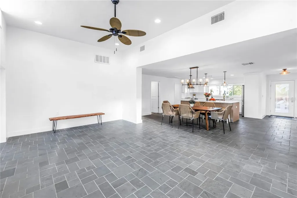 2890 Alton Drive St Pete Beach FL 33706