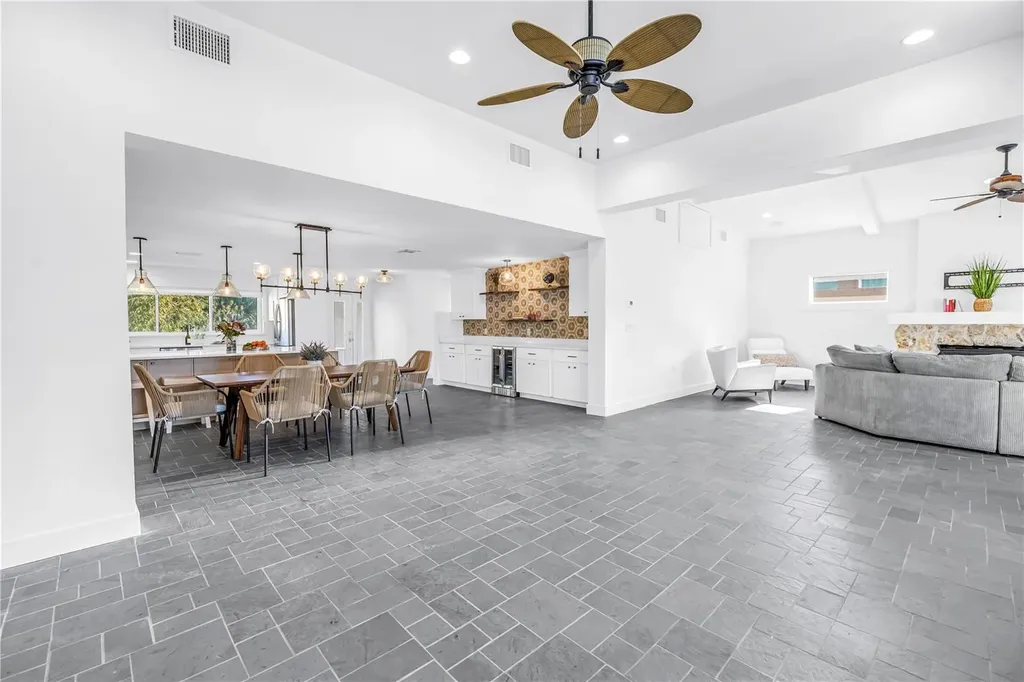 2890 Alton Drive St Pete Beach FL 33706