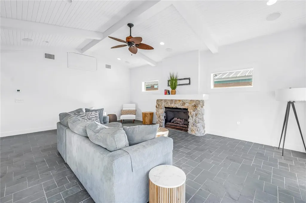 2890 Alton Drive St Pete Beach FL 33706