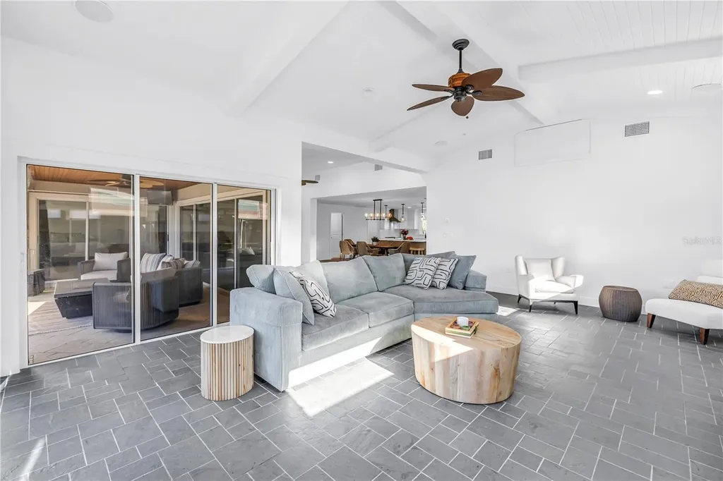 2890 Alton Drive St Pete Beach FL 33706