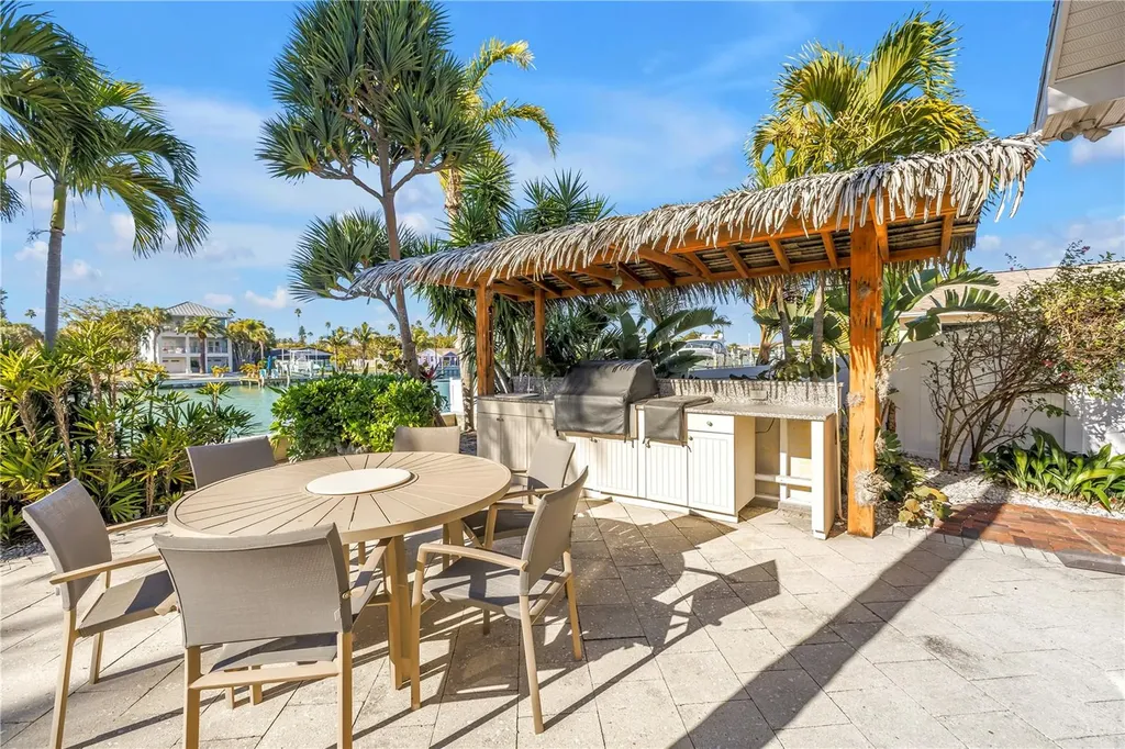 2890 Alton Drive St Pete Beach FL 33706