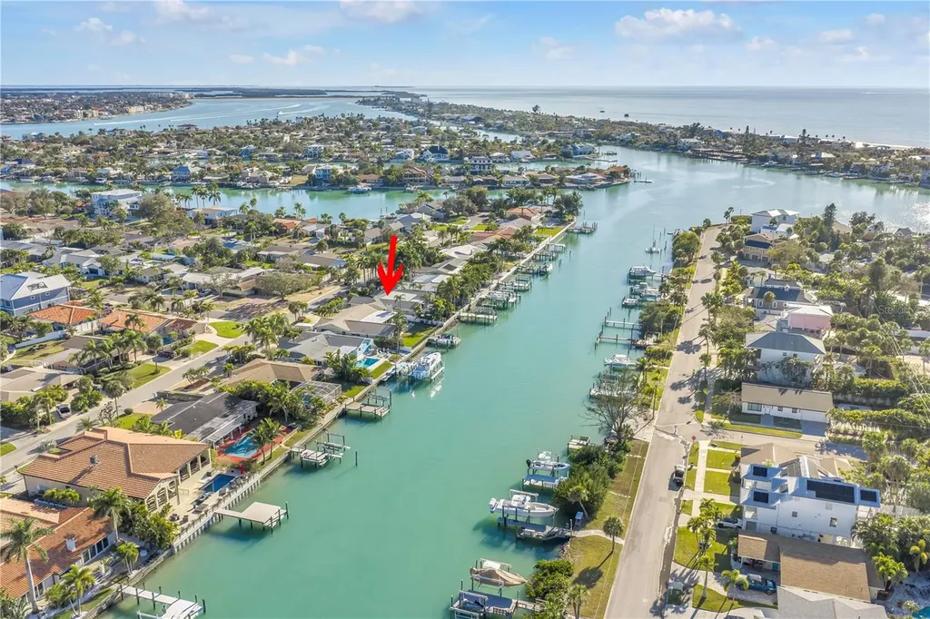 2890 Alton Drive St Pete Beach FL 33706