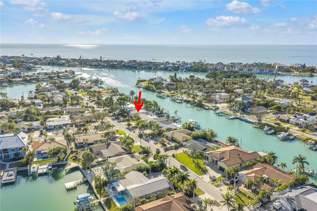 2890 Alton Drive St Pete Beach FL 33706