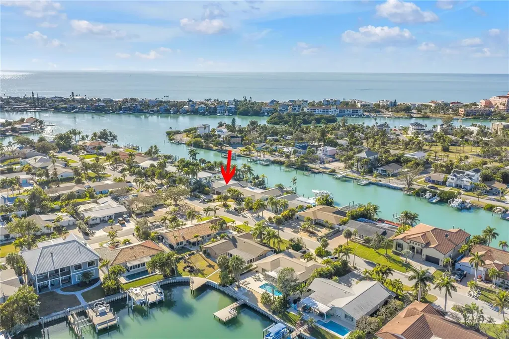 2890 Alton Drive St Pete Beach FL 33706