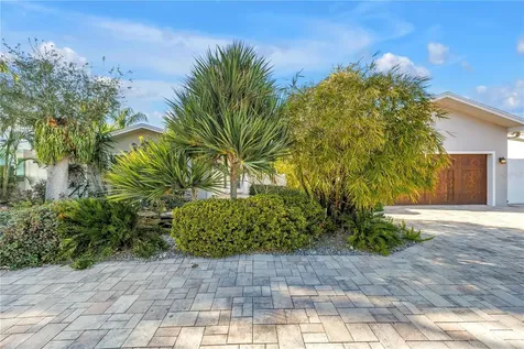 2890 Alton Drive St Pete Beach FL 33706